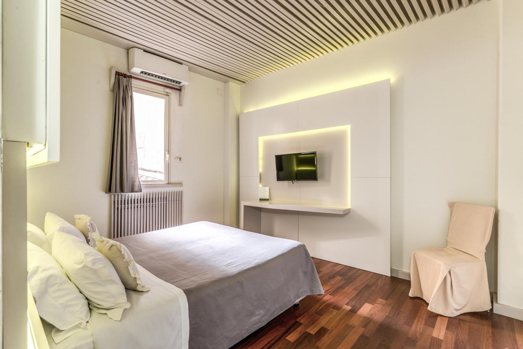 Junior Suite,1498859452:JPEG